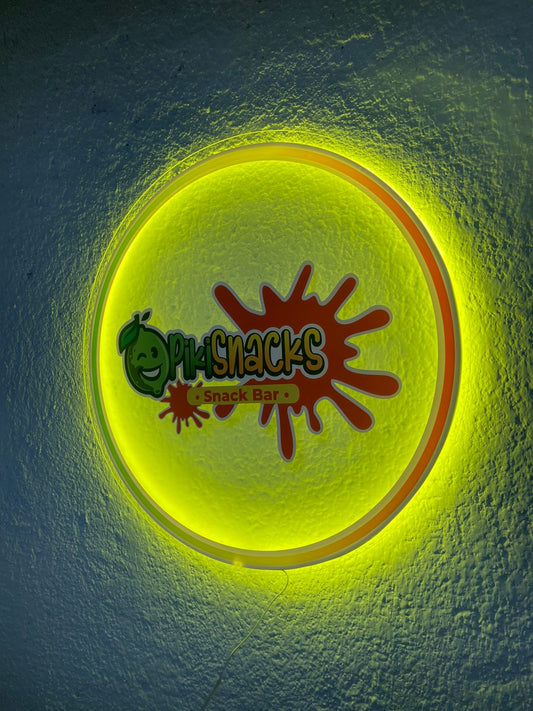 Logo con luz retractil